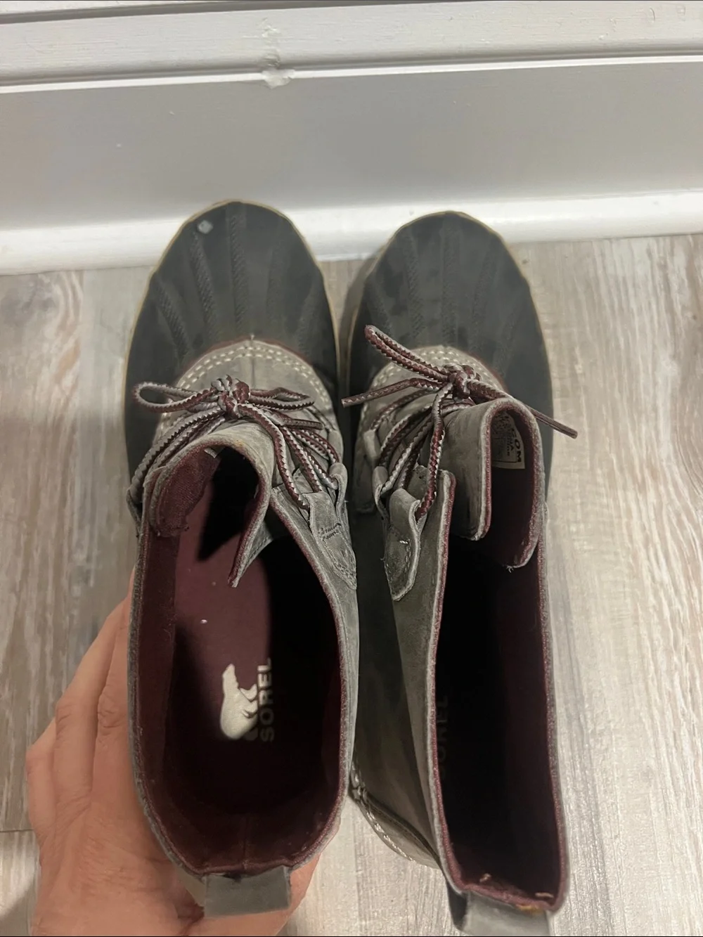 Sorel Gray, Black and Maroon Women's Ankle Duck Boots Size 10.5